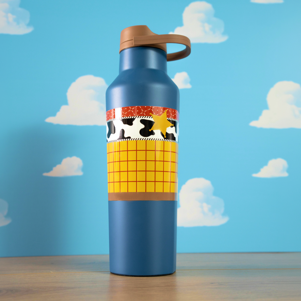 toy-story-sport-canteen-k2 50f41b5cb358--PDP-WOODY.png