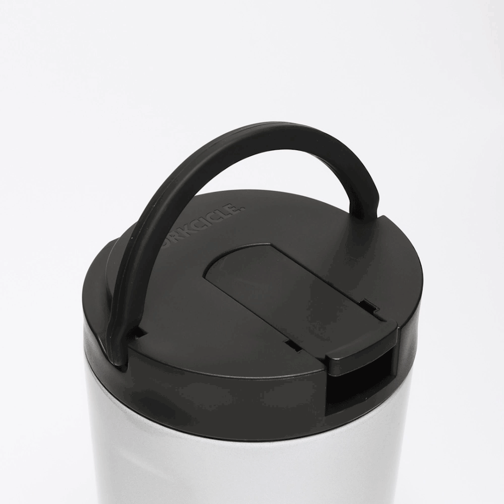 disney-kids-cup-l4 Kids_Cup_28_0906b7b6-4acf-4cb6-8c0d-d15f57c40b85.gif