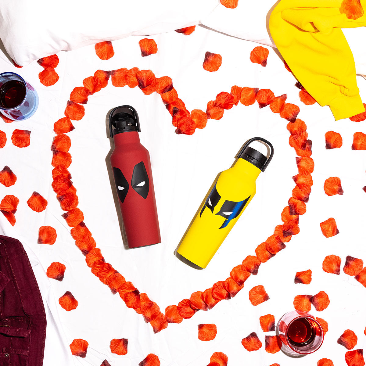 deadpool-and-wolverine-drinkware-h3 a7afce7e71cf--DeadpoolWolverine-PDPLifestyle2.jpg